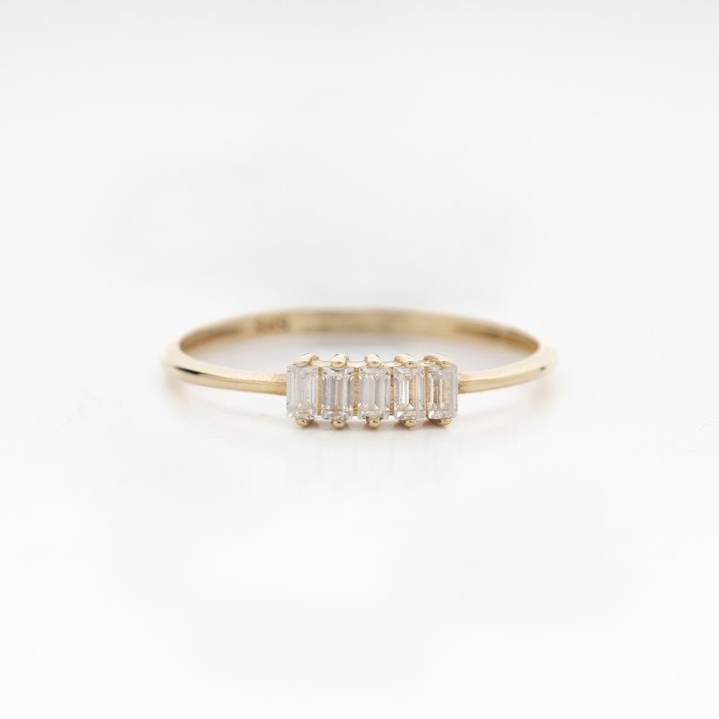 Cinque Pietre Ring