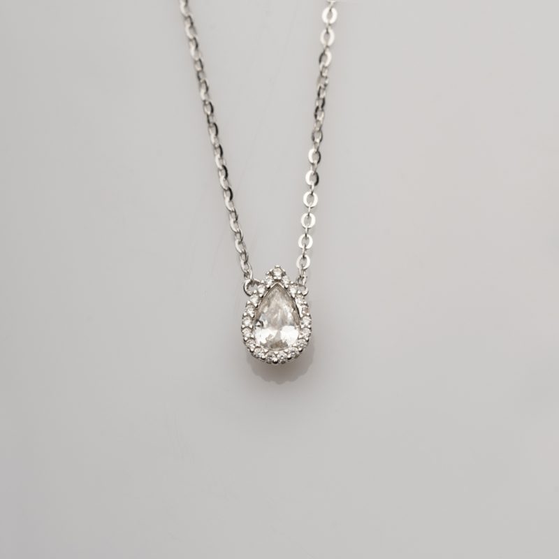 Luce Perla Necklace