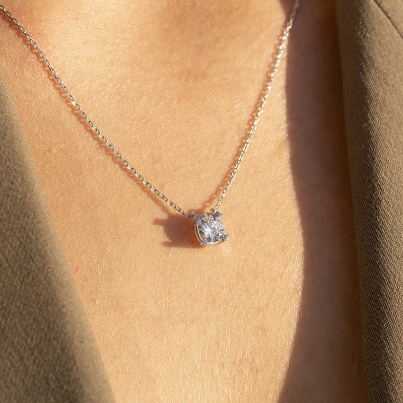 Solitaire Zircon Necklace