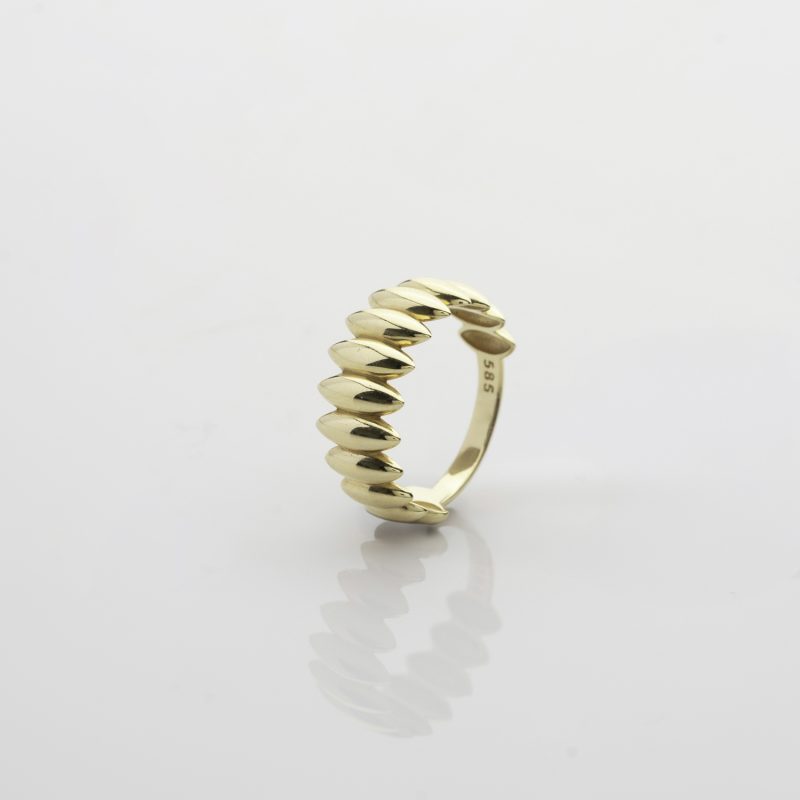 Velora Ring